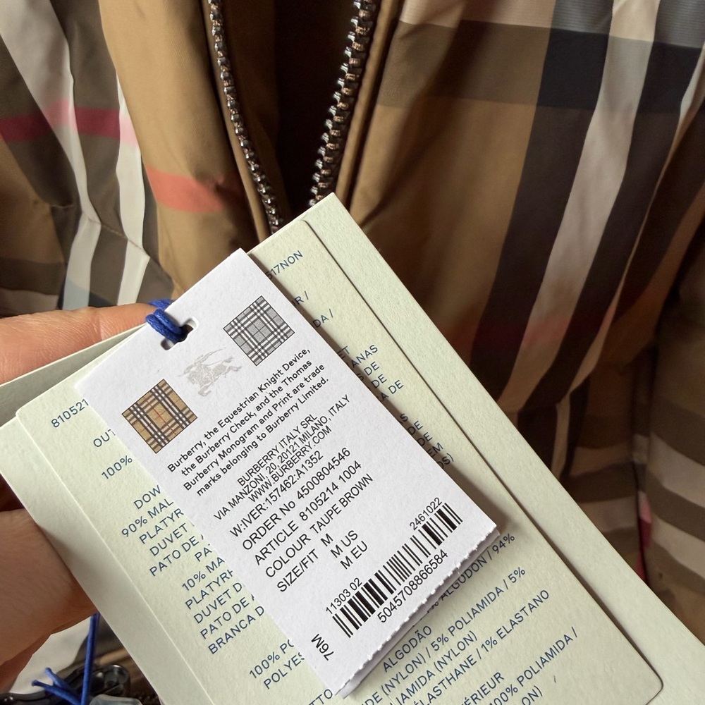 Burberry Beige Check Quilted Puffer Jacket - Picture 7 of 11